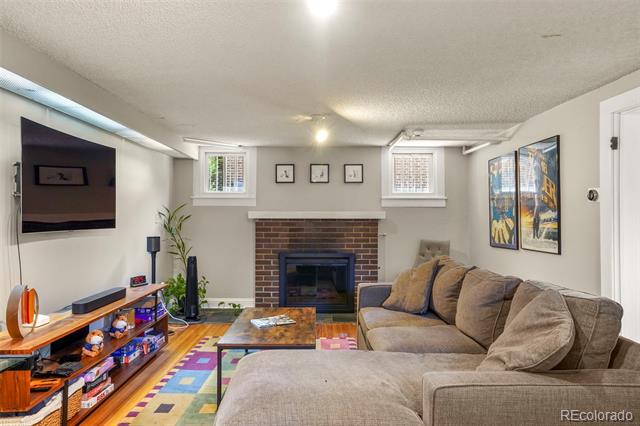 2363 Grape Street