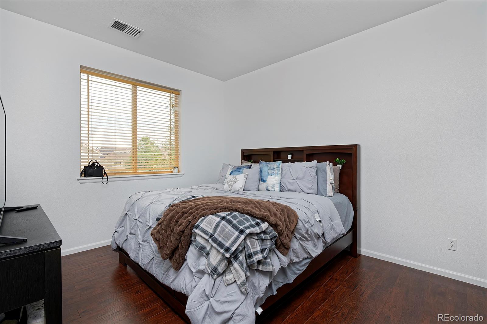 21366 E 49th Place