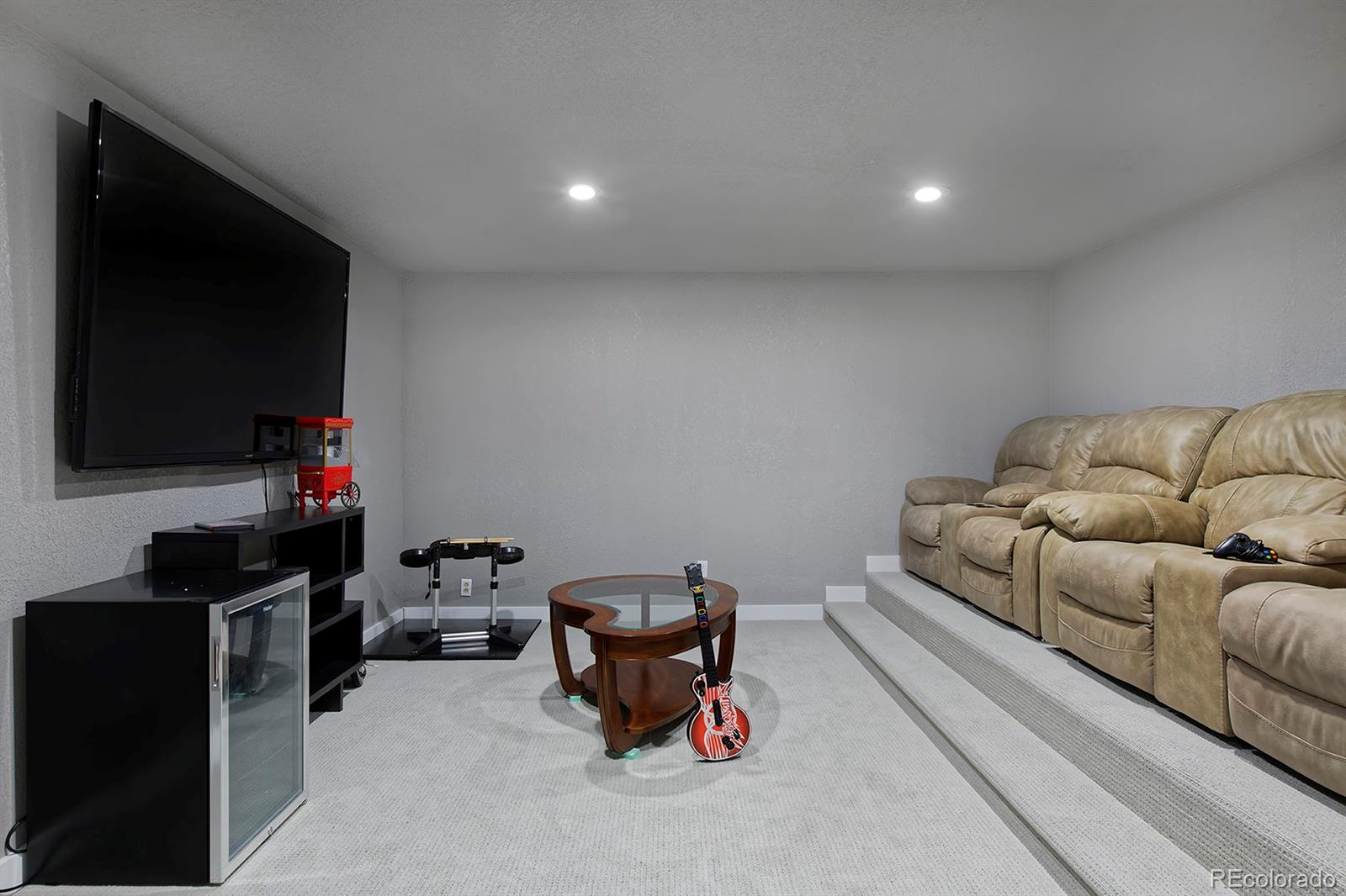 21366 E 49th Place