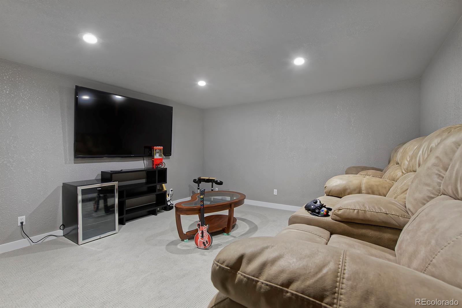21366 E 49th Place