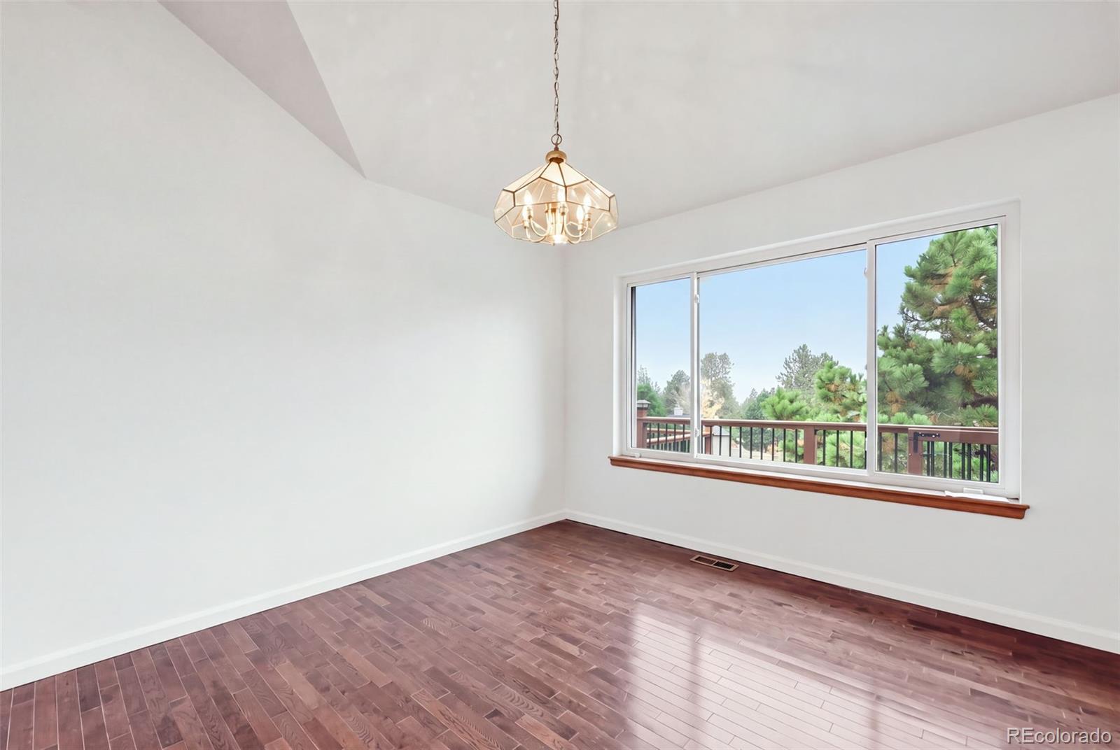 27159 Sun Ridge Drive