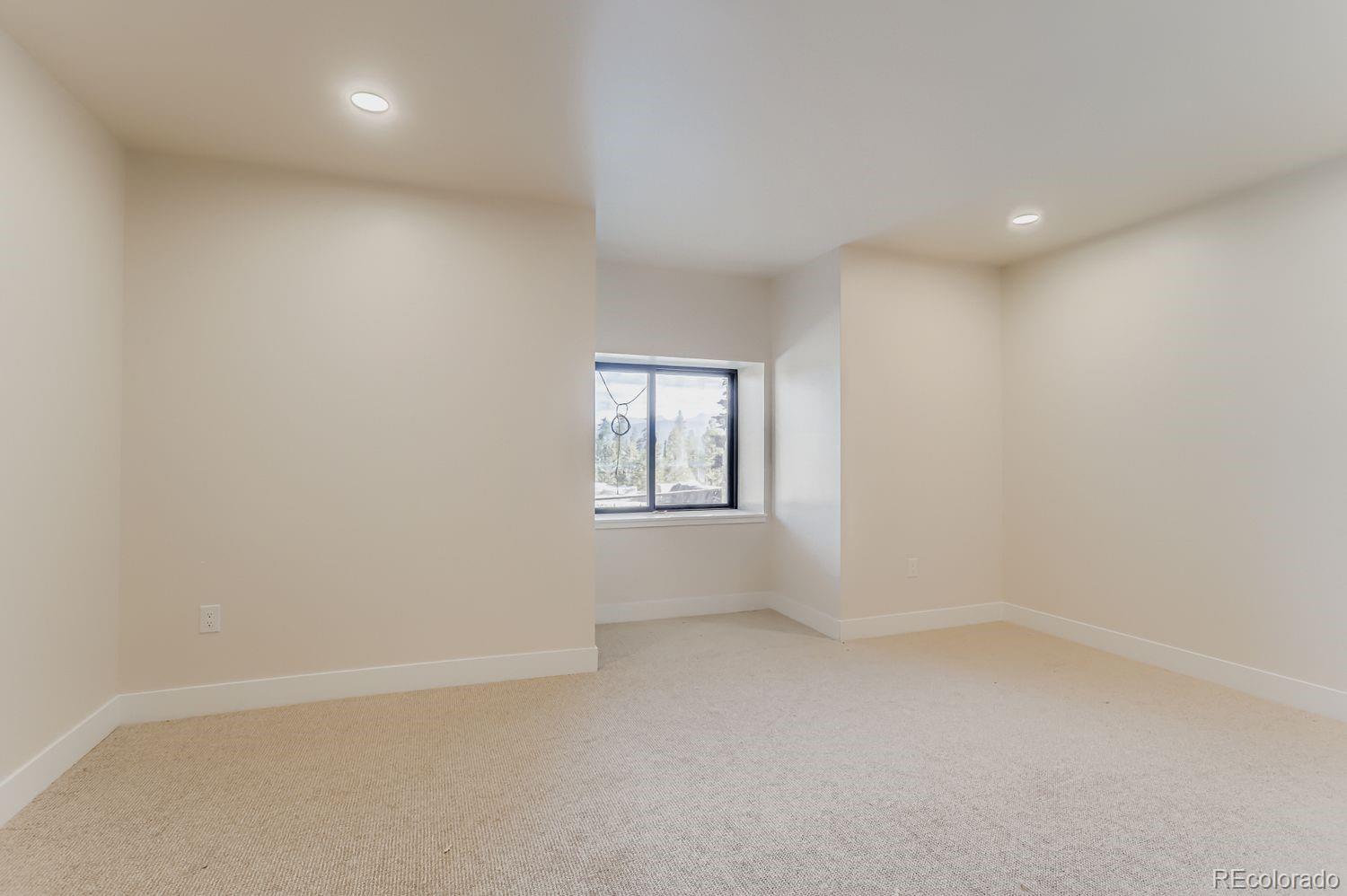 967 W Elk Meadows Drive