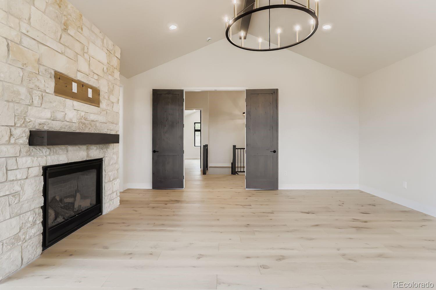 967 W Elk Meadows Drive