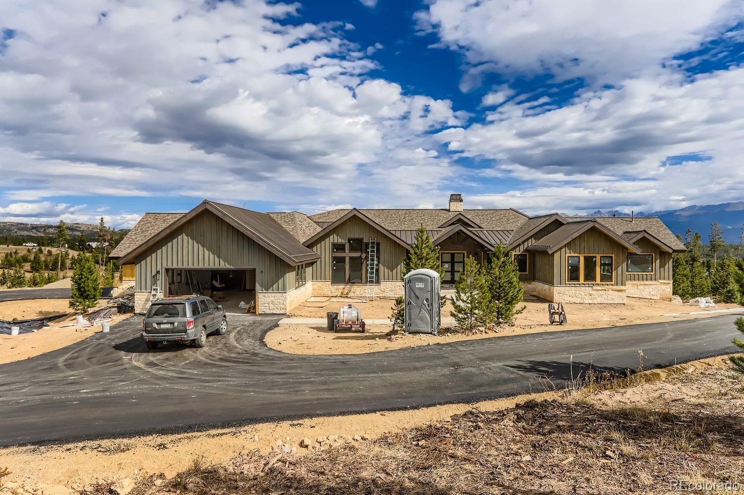 967 W Elk Meadows Drive