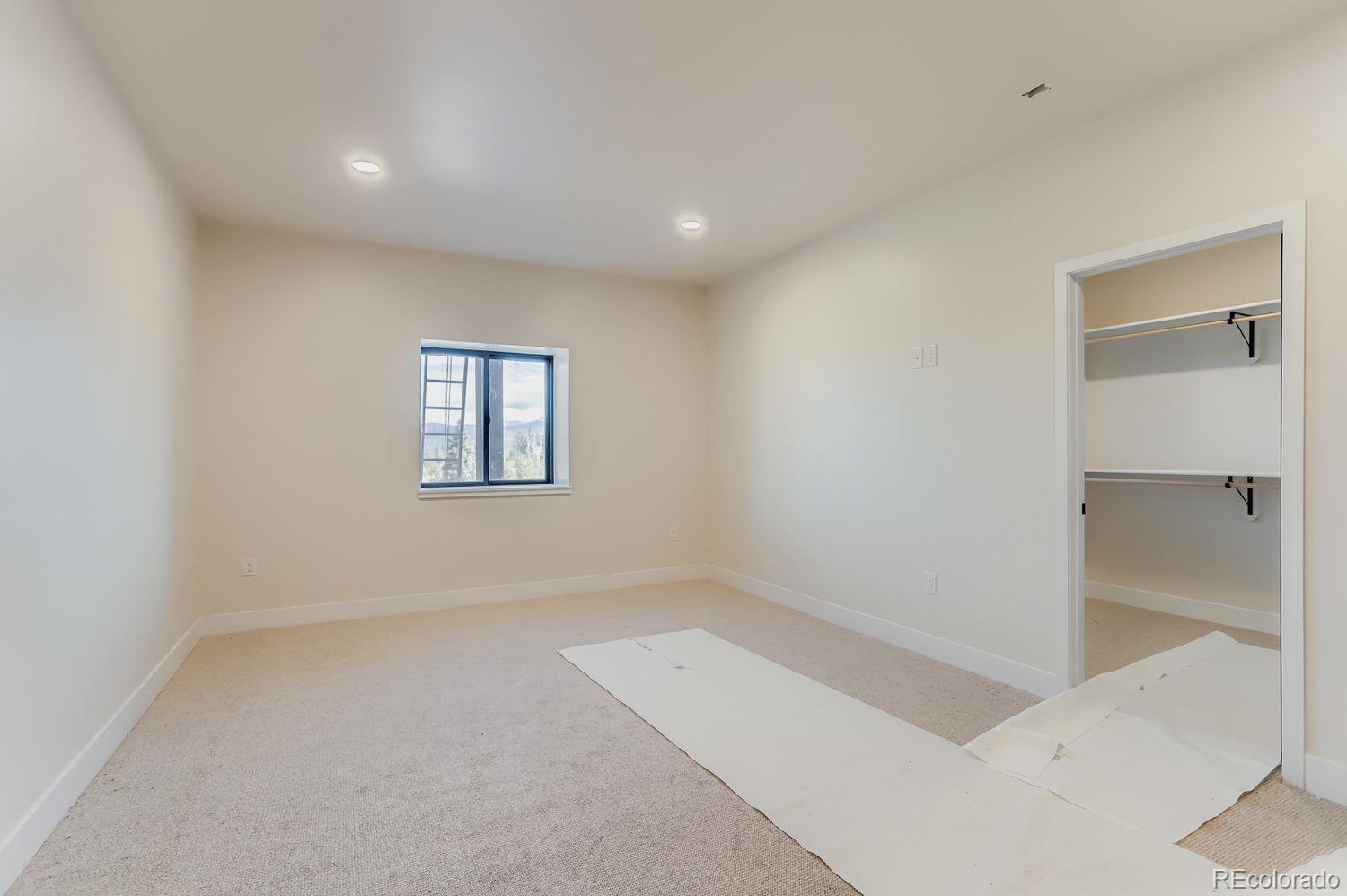 967 W Elk Meadows Drive