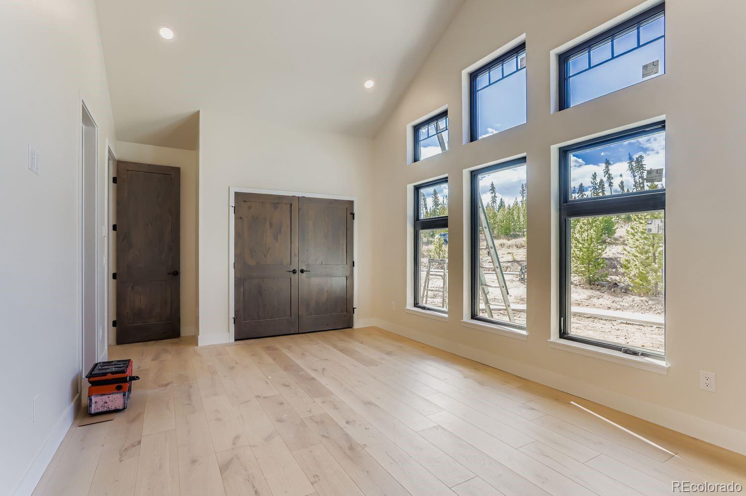 967 W Elk Meadows Drive