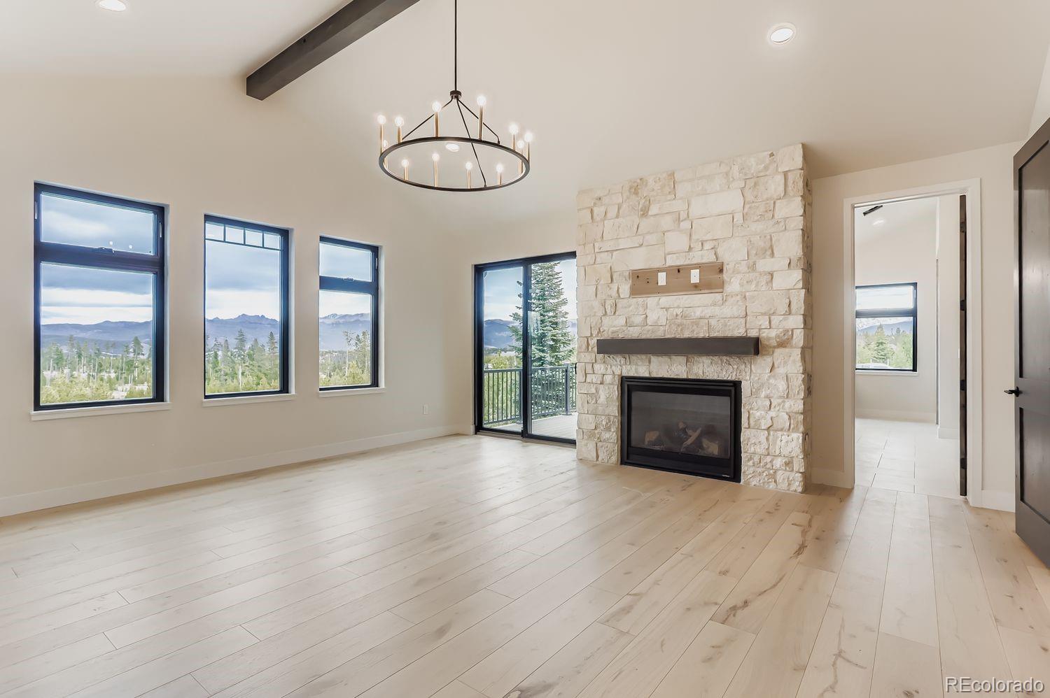967 W Elk Meadows Drive