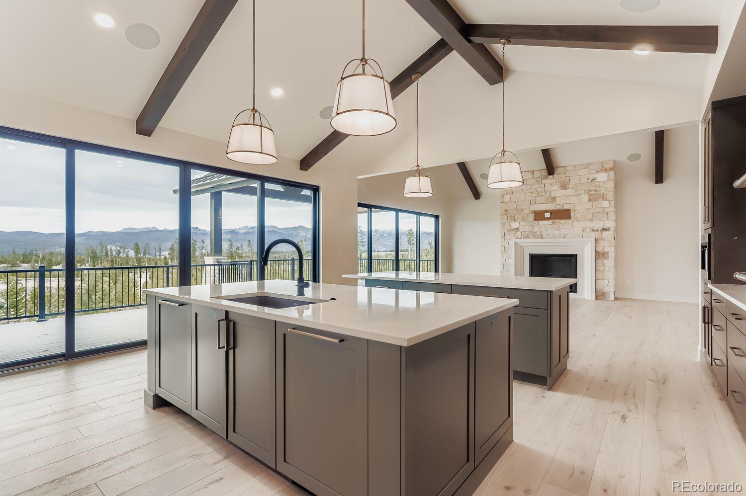 967 W Elk Meadows Drive