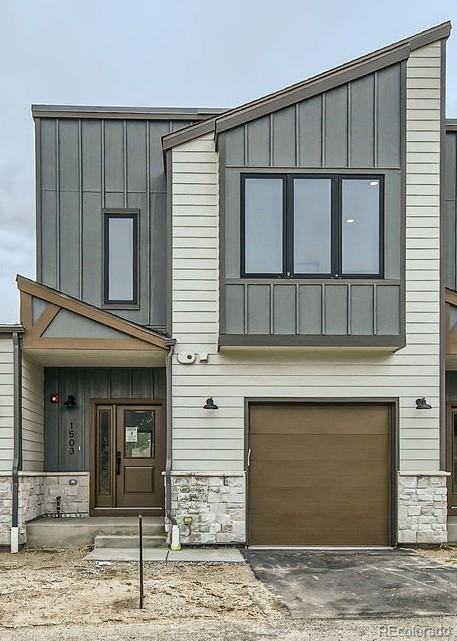 1503 James Road