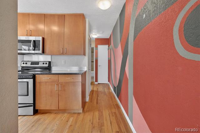 1336 N Logan Street Unit: 401