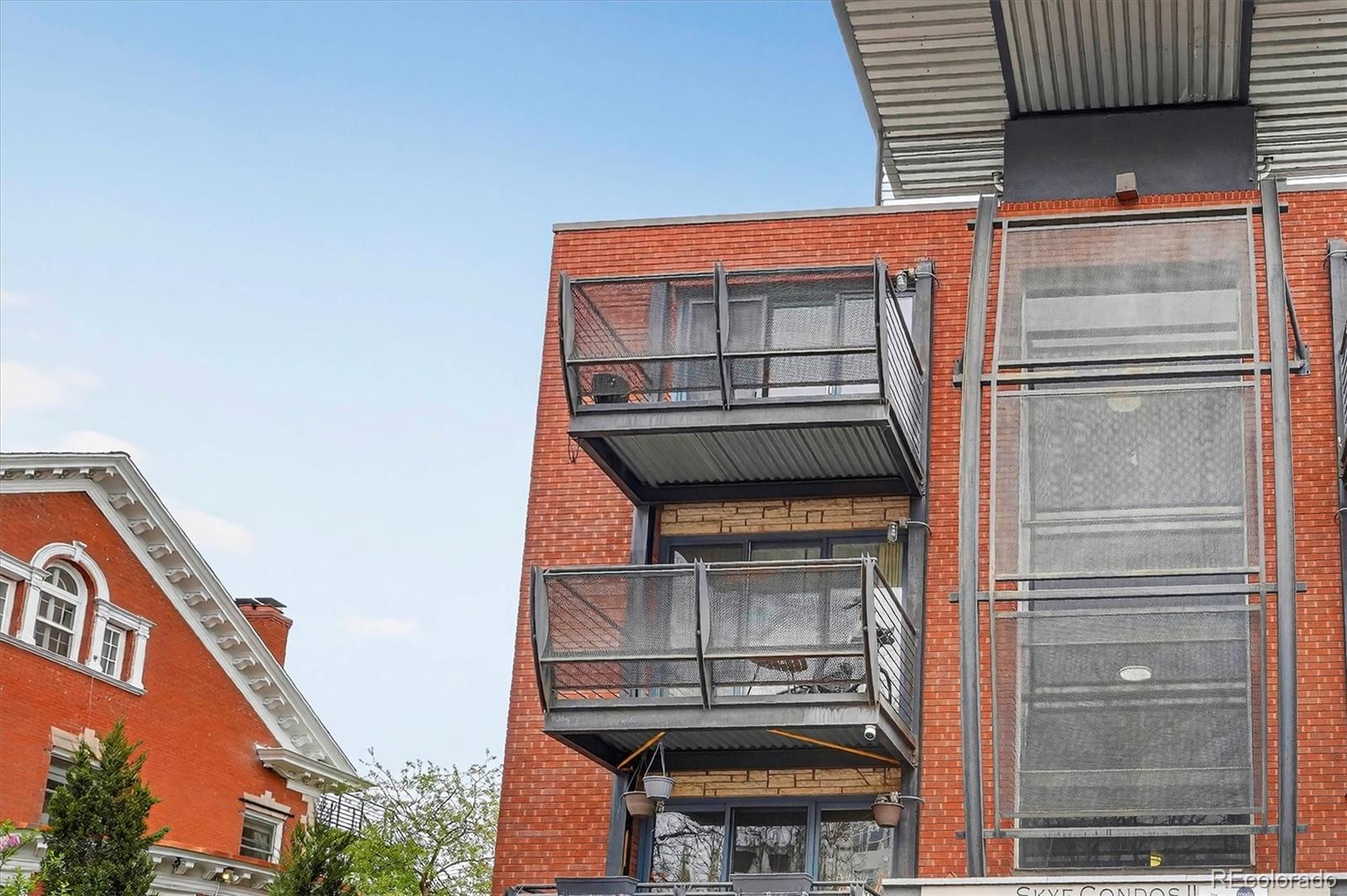 1336 N Logan Street Unit: 401