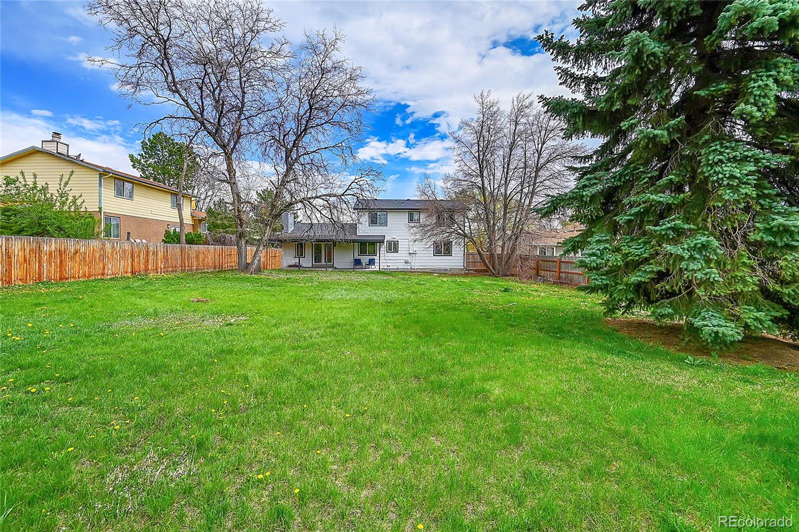8879 Winona Court