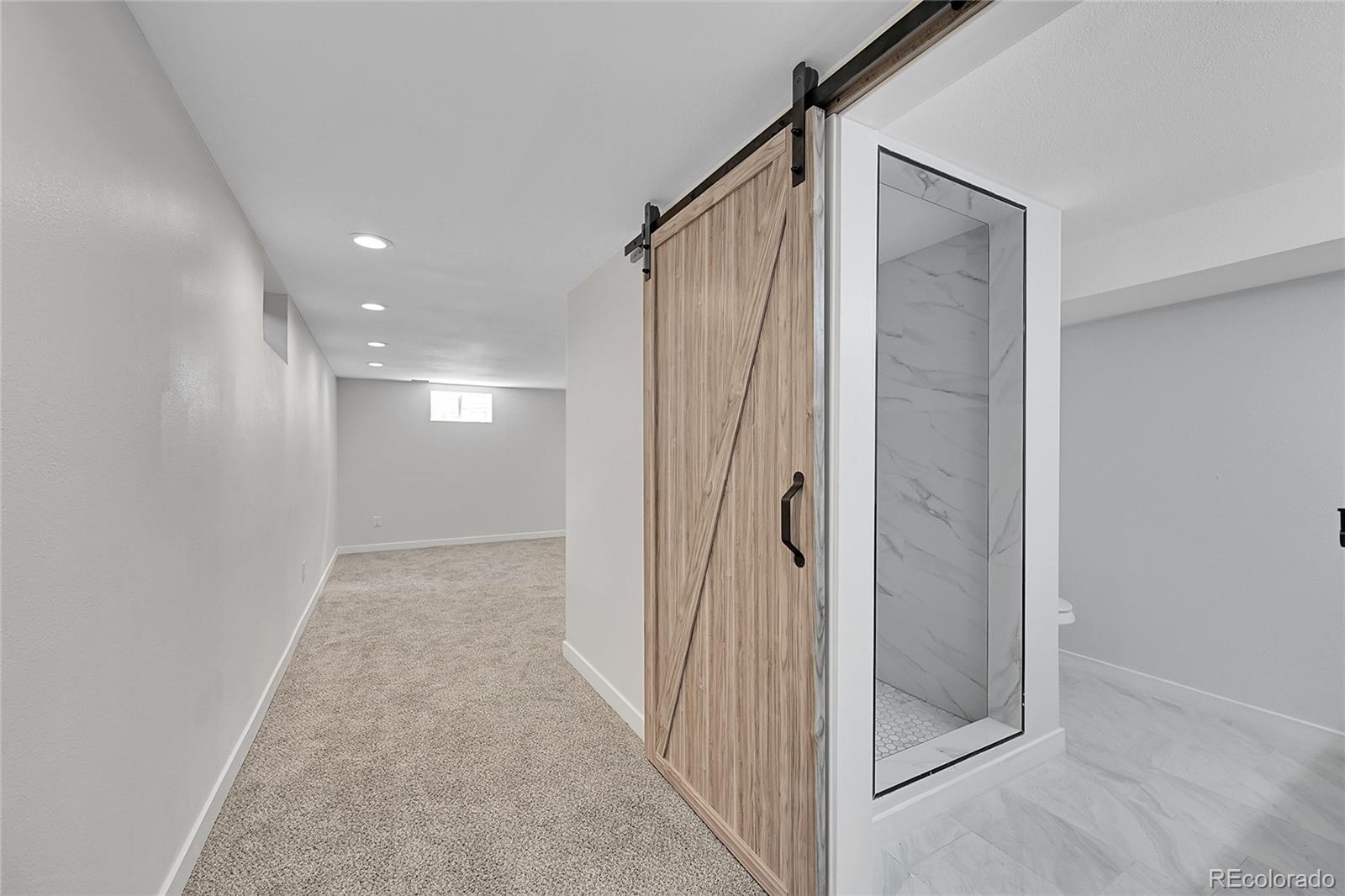 8879 Winona Court