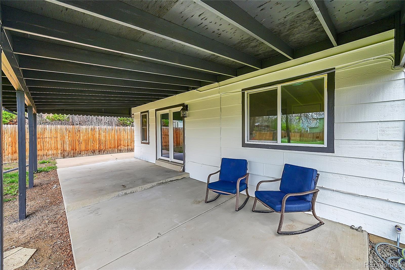 8879 Winona Court