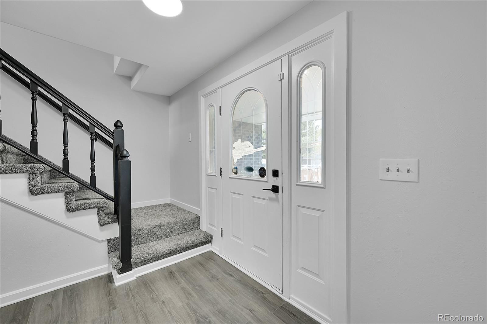 8879 Winona Court