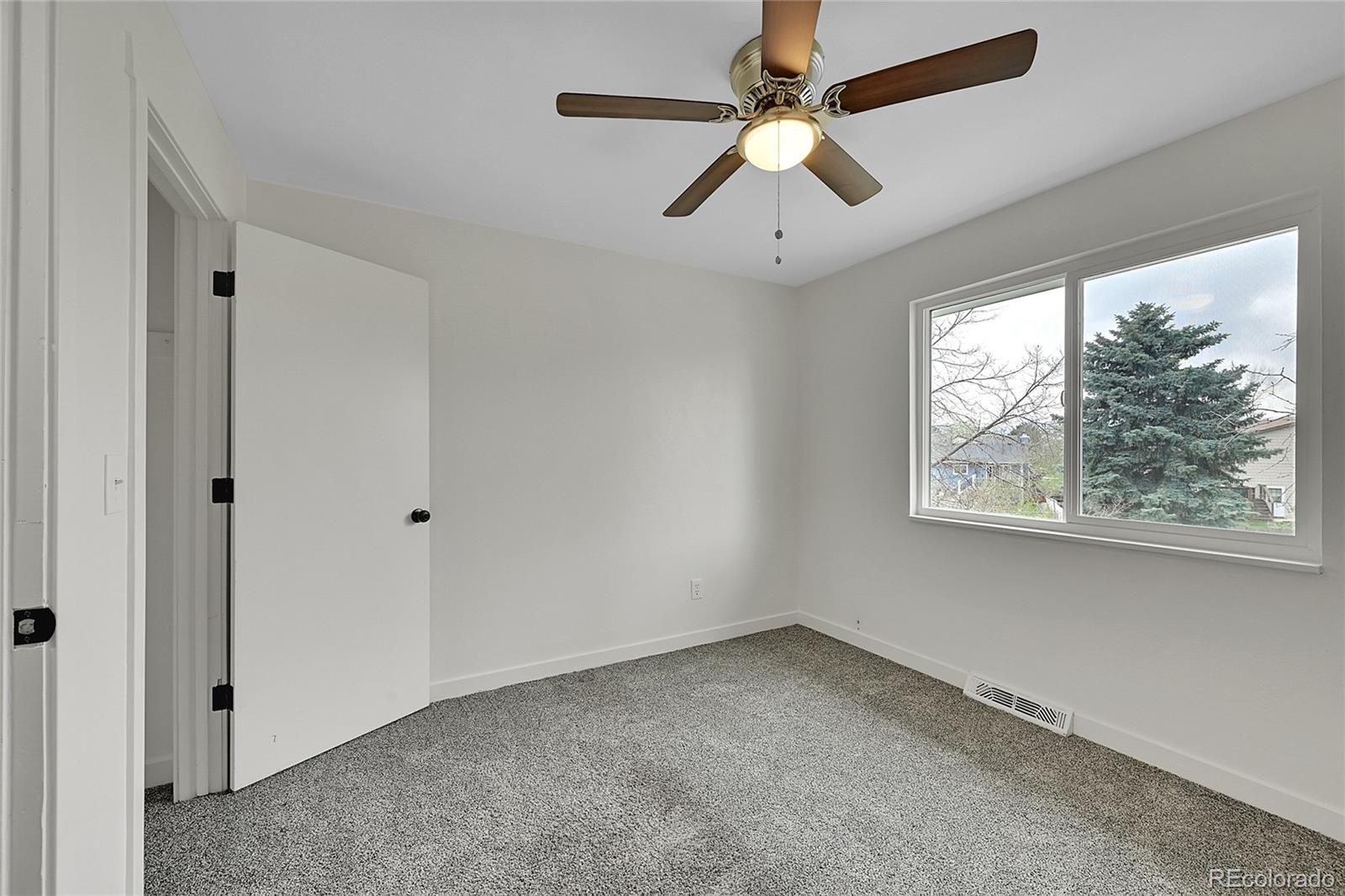 8879 Winona Court