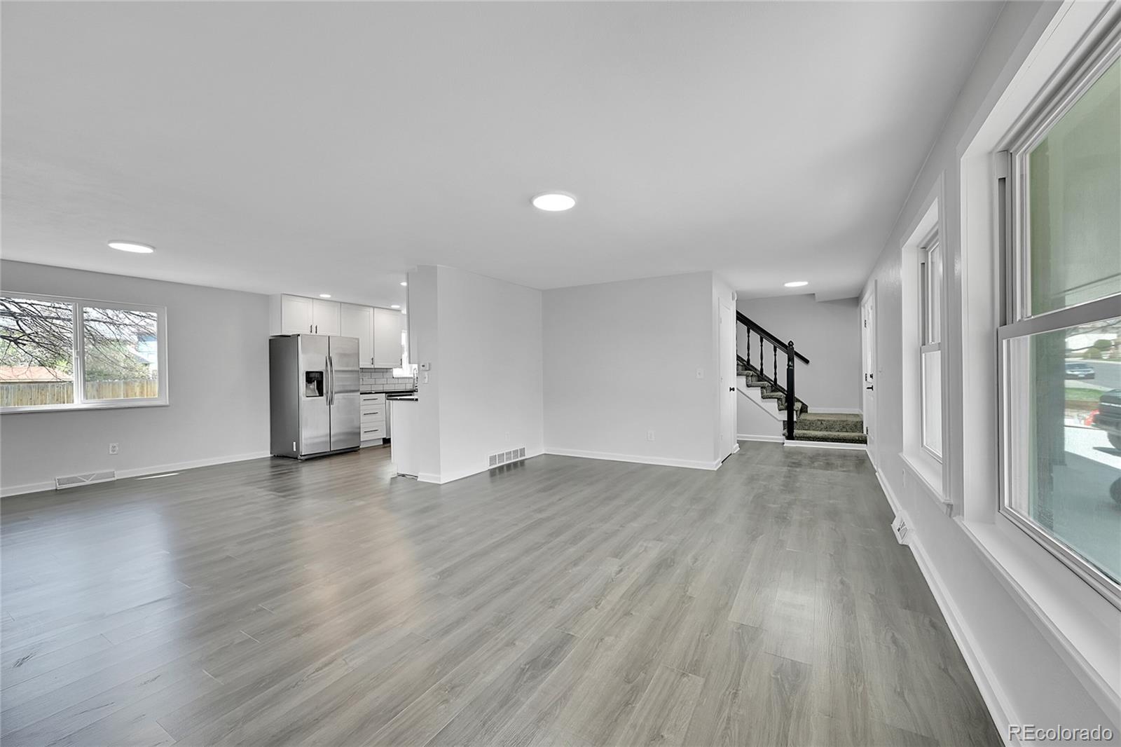 8879 Winona Court