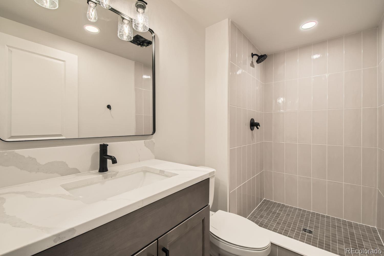 904 Wapiti Drive Unit: 7B