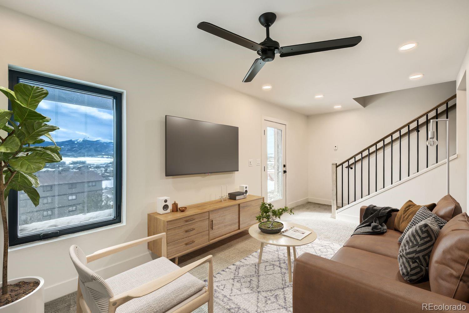 904 Wapiti Drive Unit: 7B