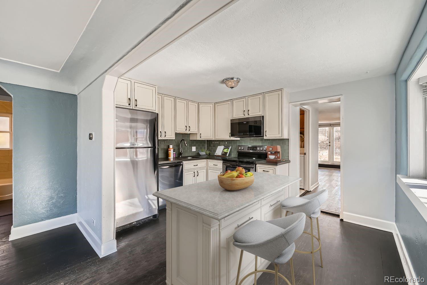 3348 S Corona Street