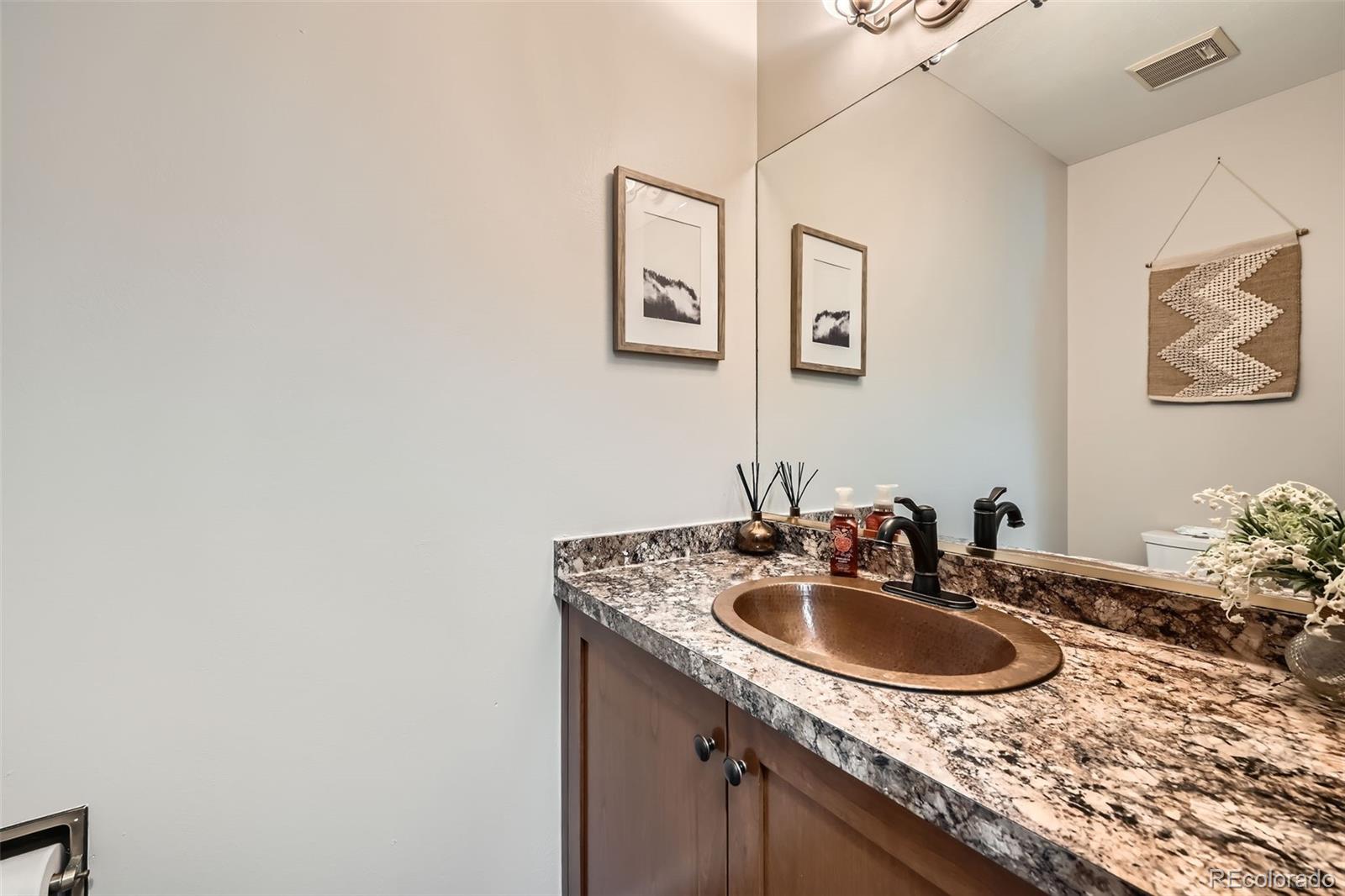 17509 E Kenyon Drive