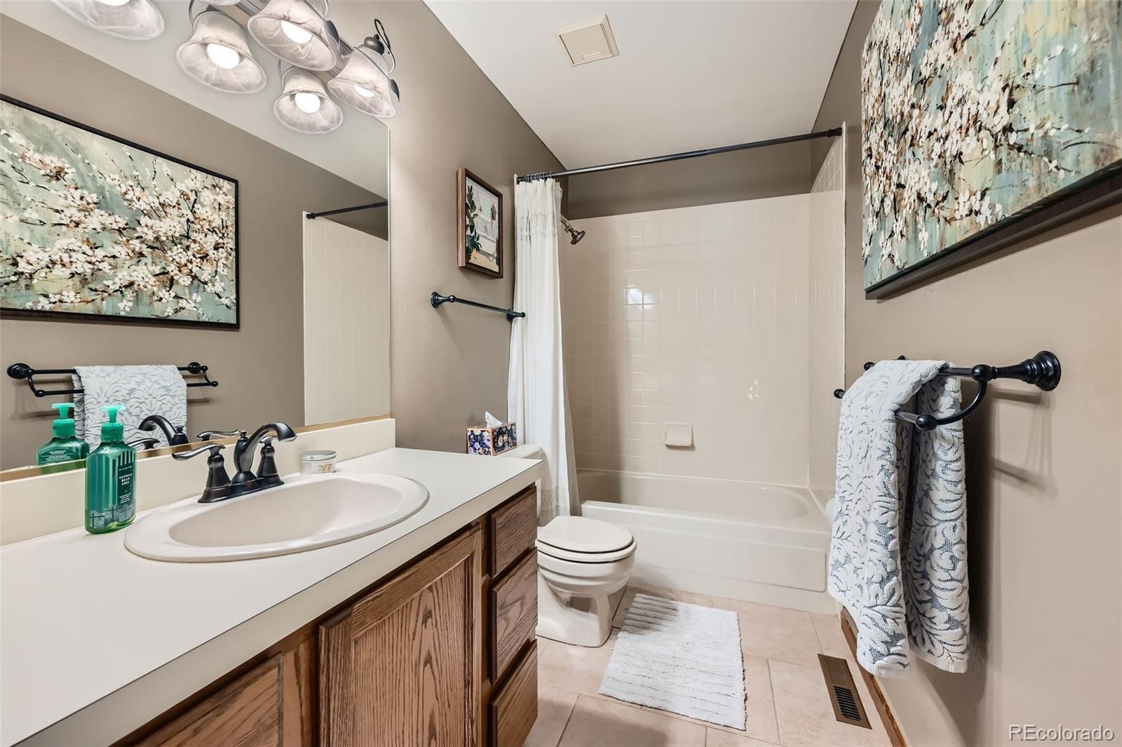 17509 E Kenyon Drive