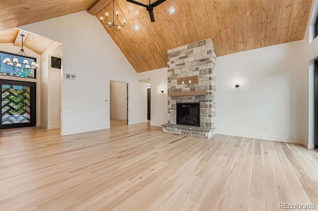 1086 Wildberry Lane
