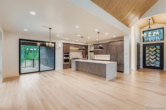 1086 Wildberry Lane