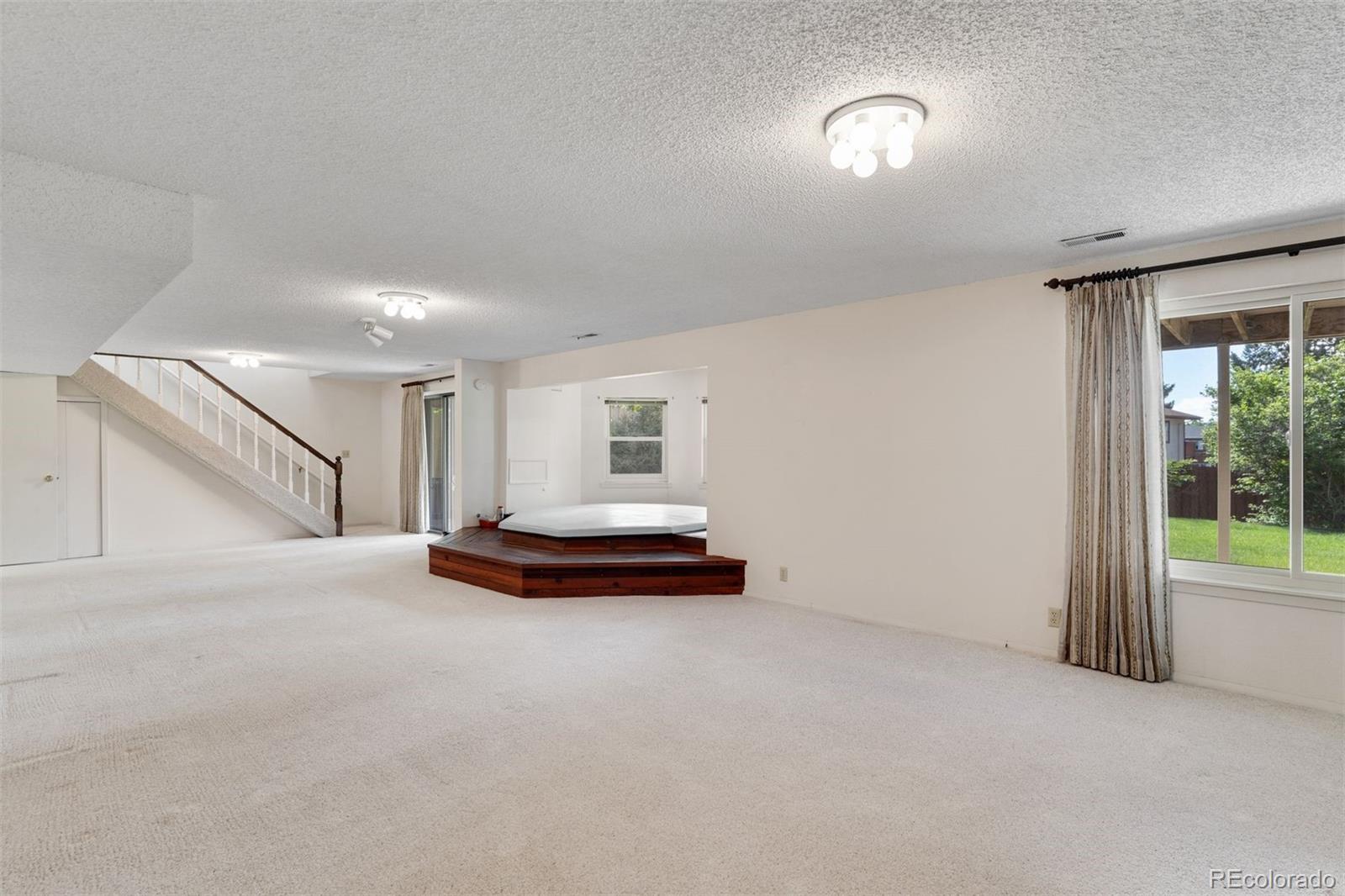 4303 Roundtree Court