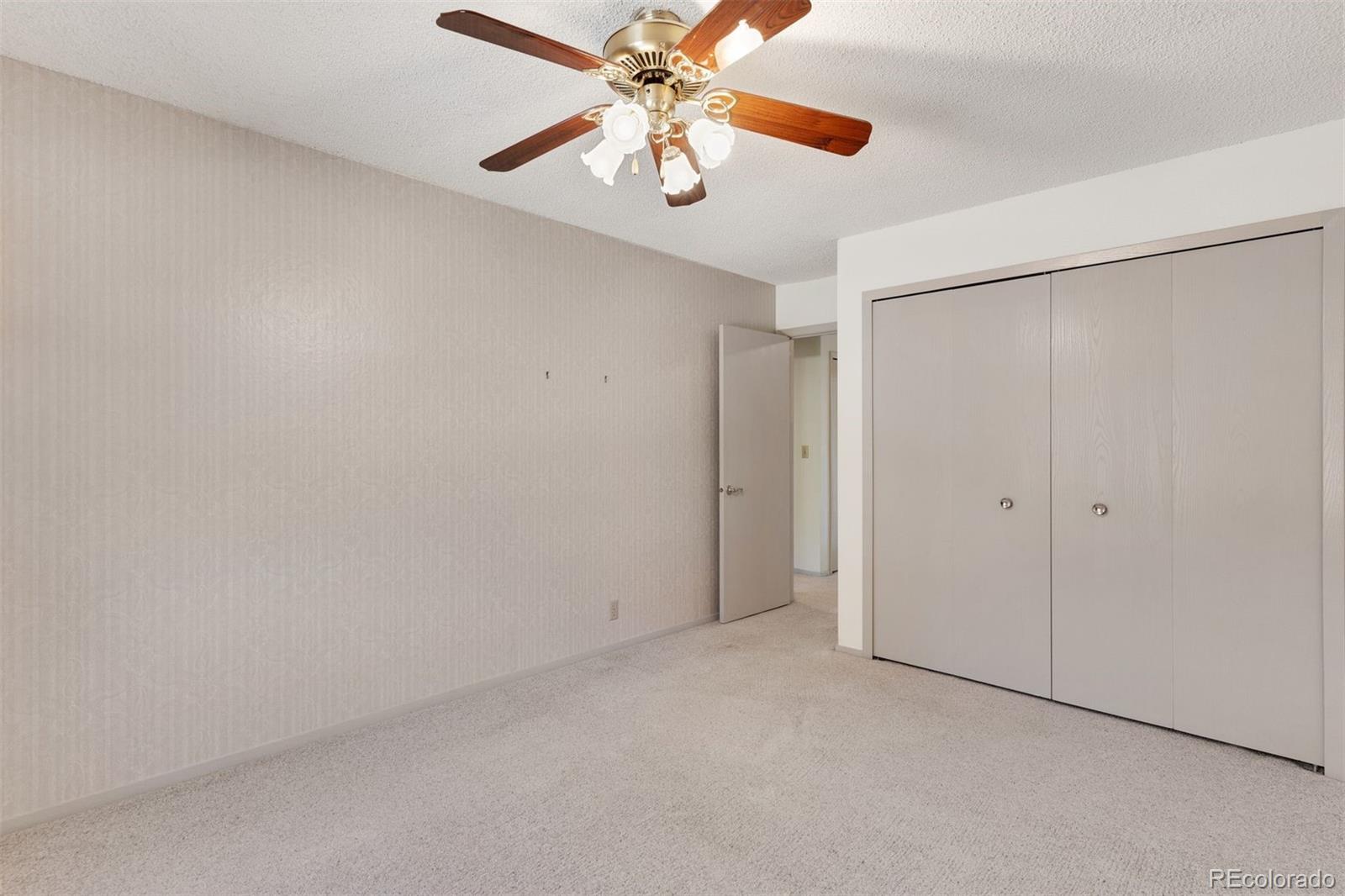 4303 Roundtree Court
