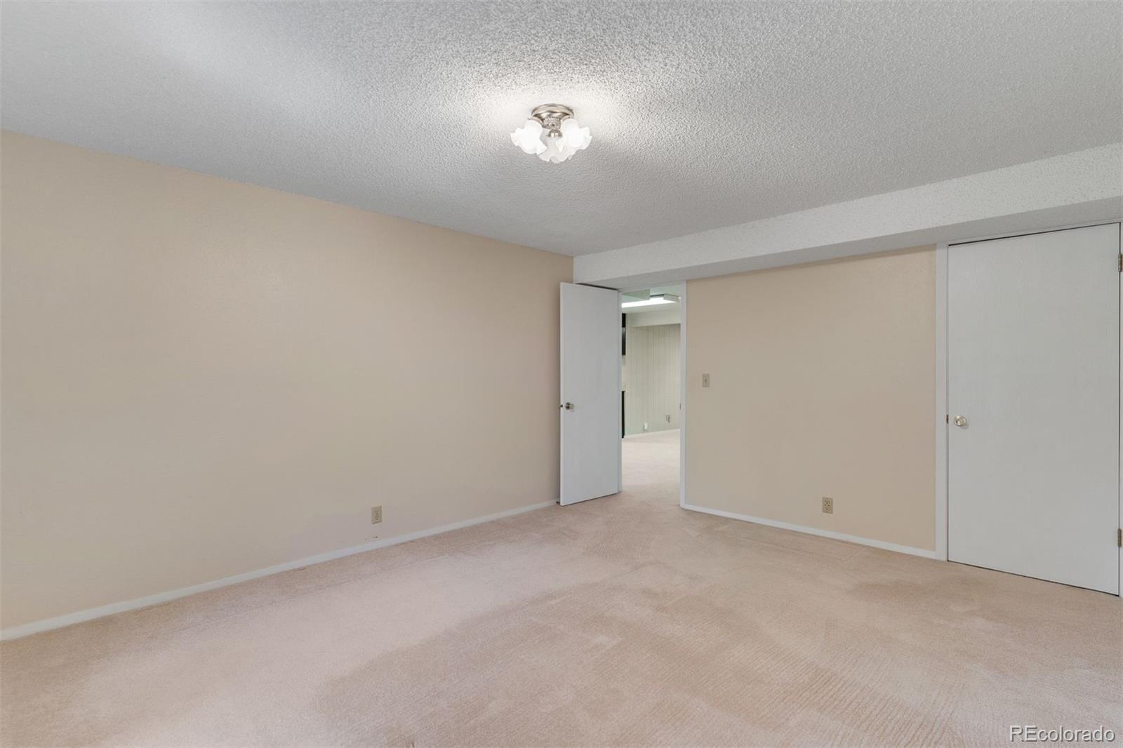 4303 Roundtree Court
