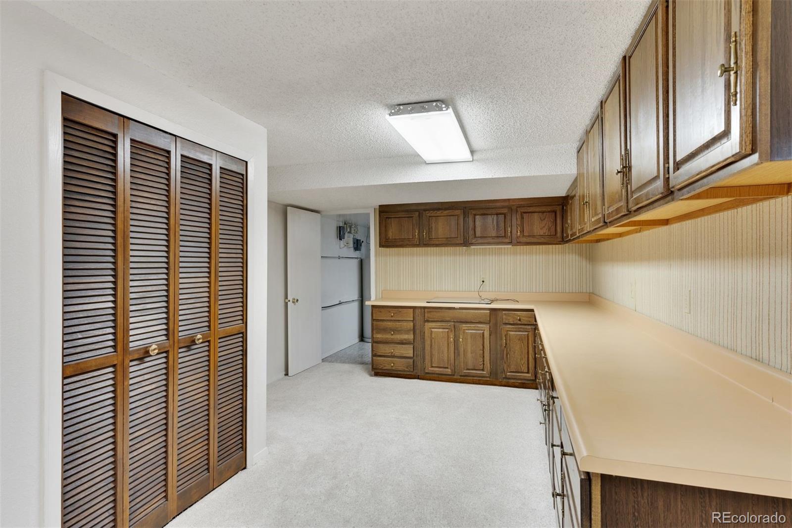 4303 Roundtree Court