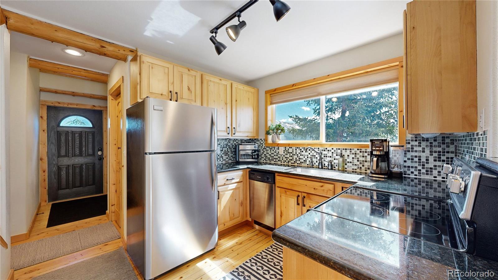 1477 Roberts Road