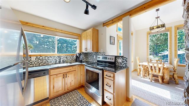 1477 Roberts Road