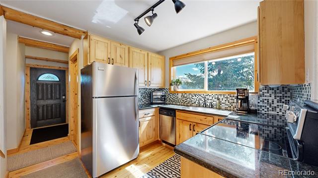 1477 Roberts Road