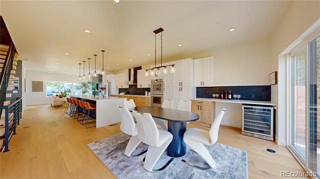 2405 S Franklin