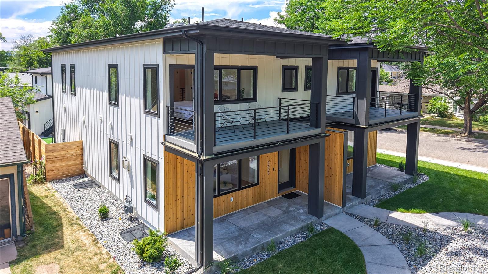 2405 S Franklin