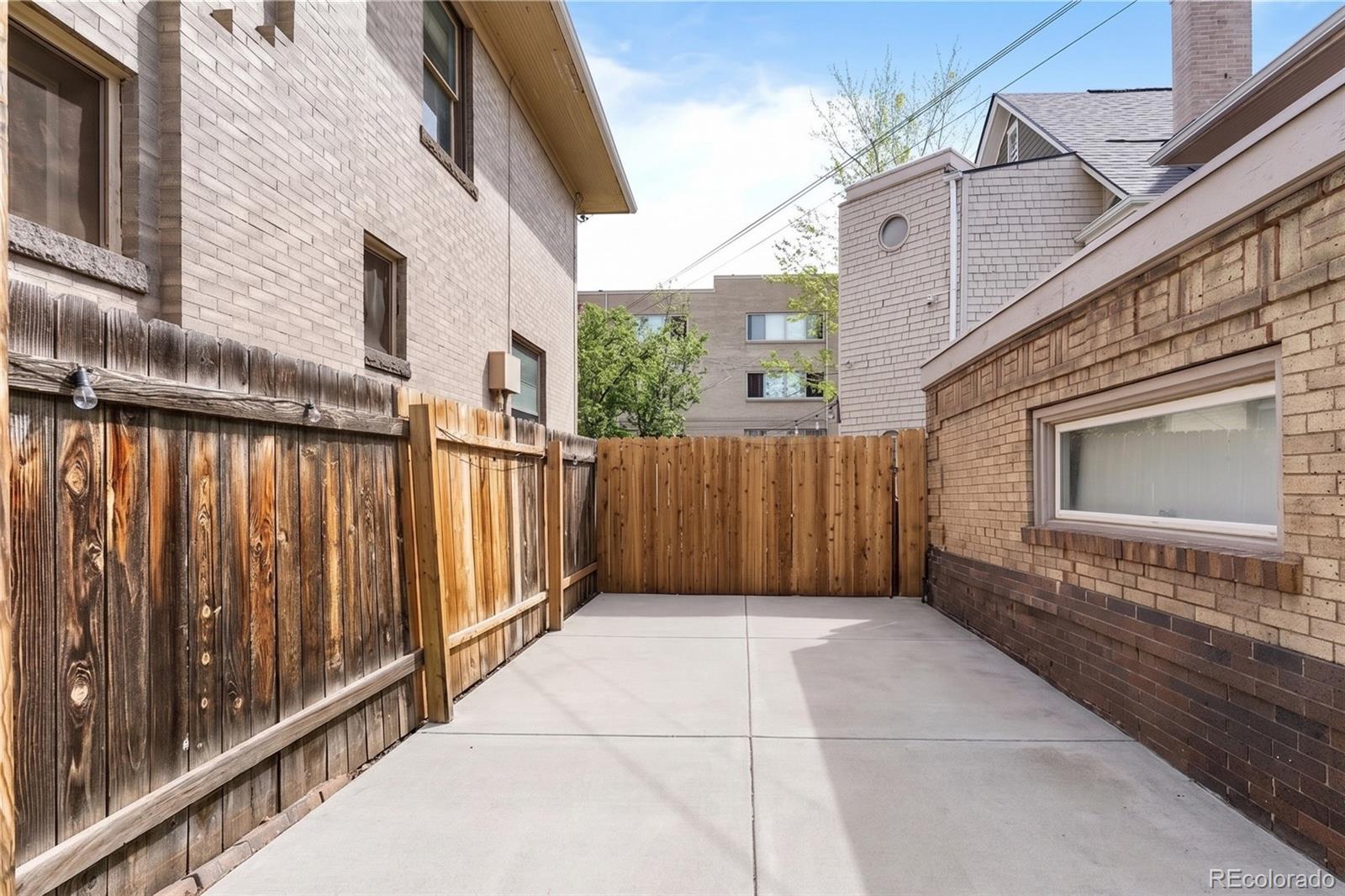 478 N Logan Street