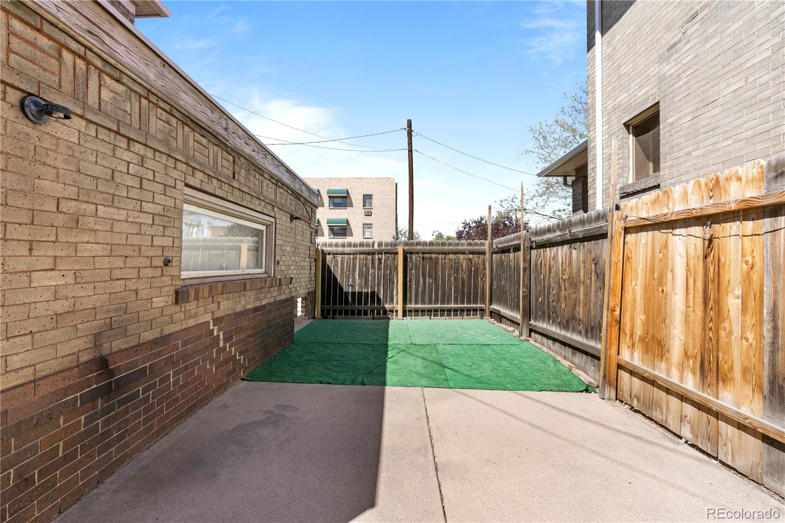 478 N Logan Street