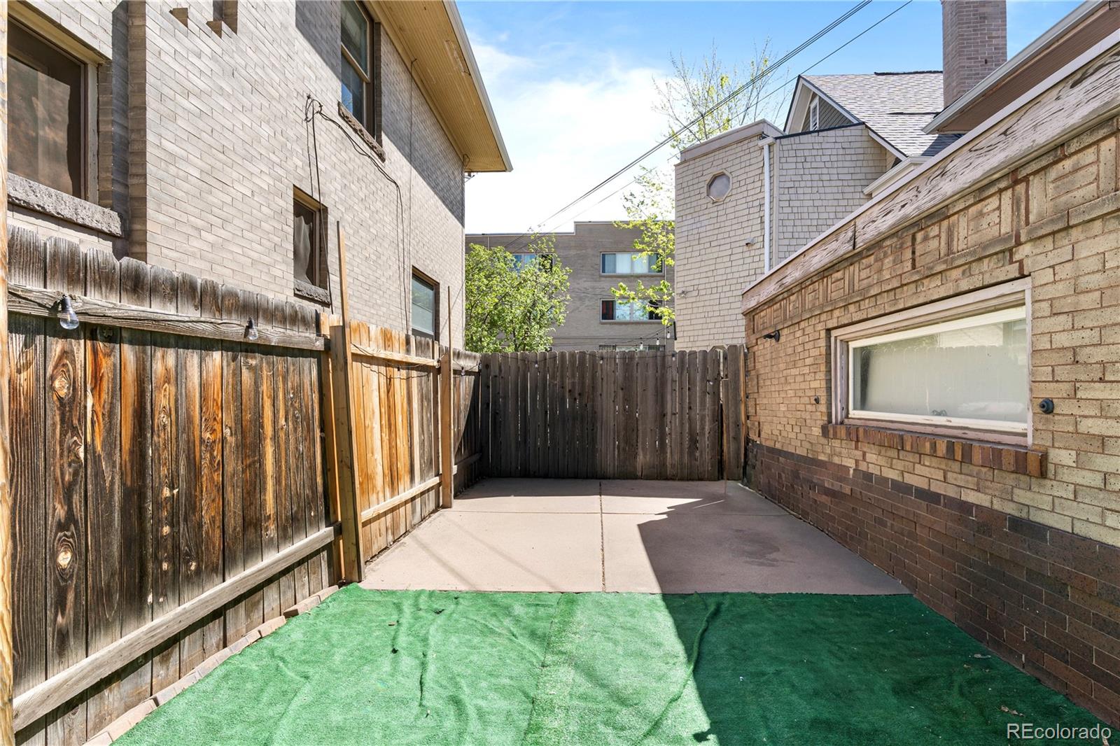 478 N Logan Street