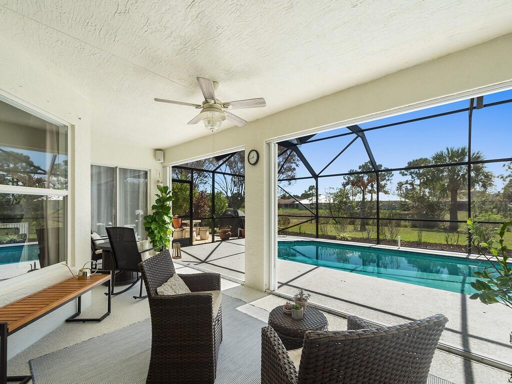 5952 NW Favian Avenue, Port St. Lucie