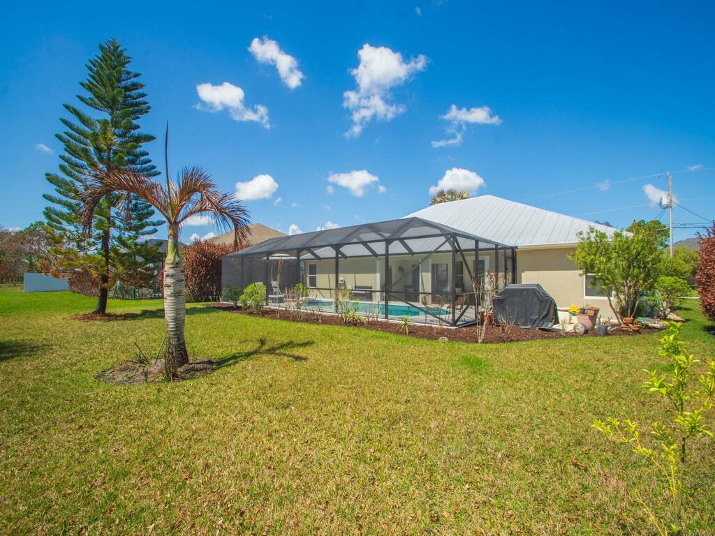 5952 NW Favian Avenue, Port St. Lucie