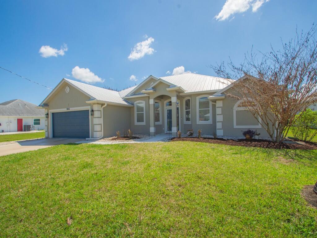 5952 NW Favian Avenue, Port St. Lucie