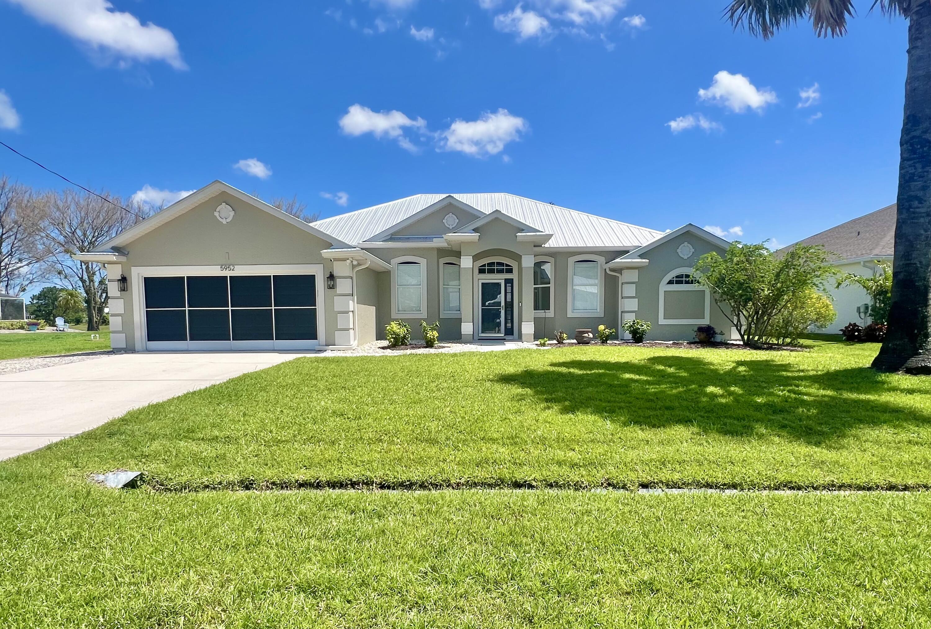 5952 NW Favian Avenue, Port St. Lucie