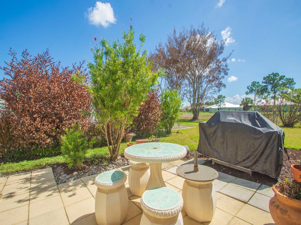 5952 NW Favian Avenue, Port St. Lucie