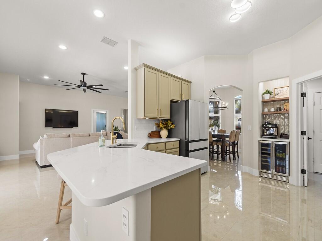 5952 NW Favian Avenue, Port St. Lucie