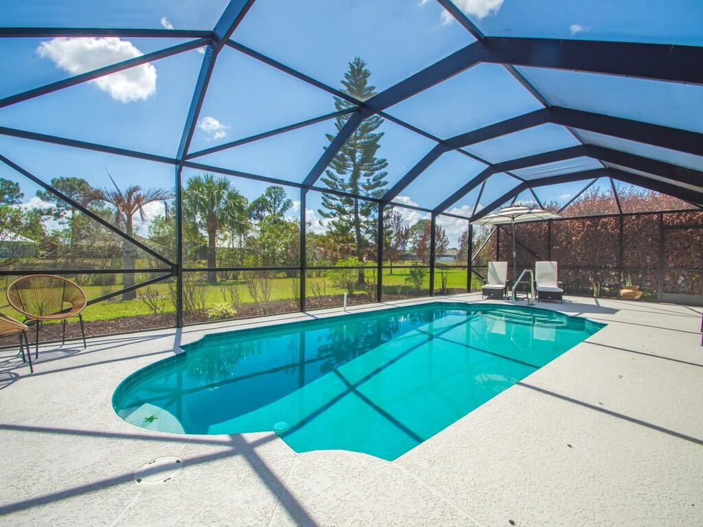 5952 NW Favian Avenue, Port St. Lucie