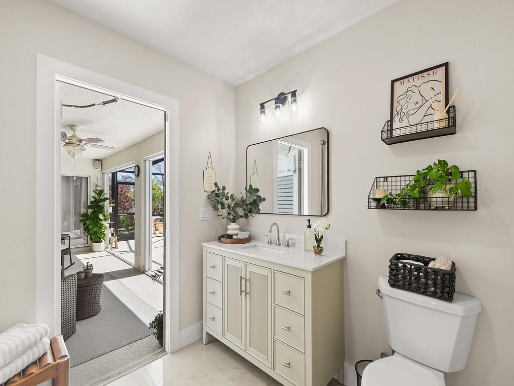 5952 NW Favian Avenue, Port St. Lucie