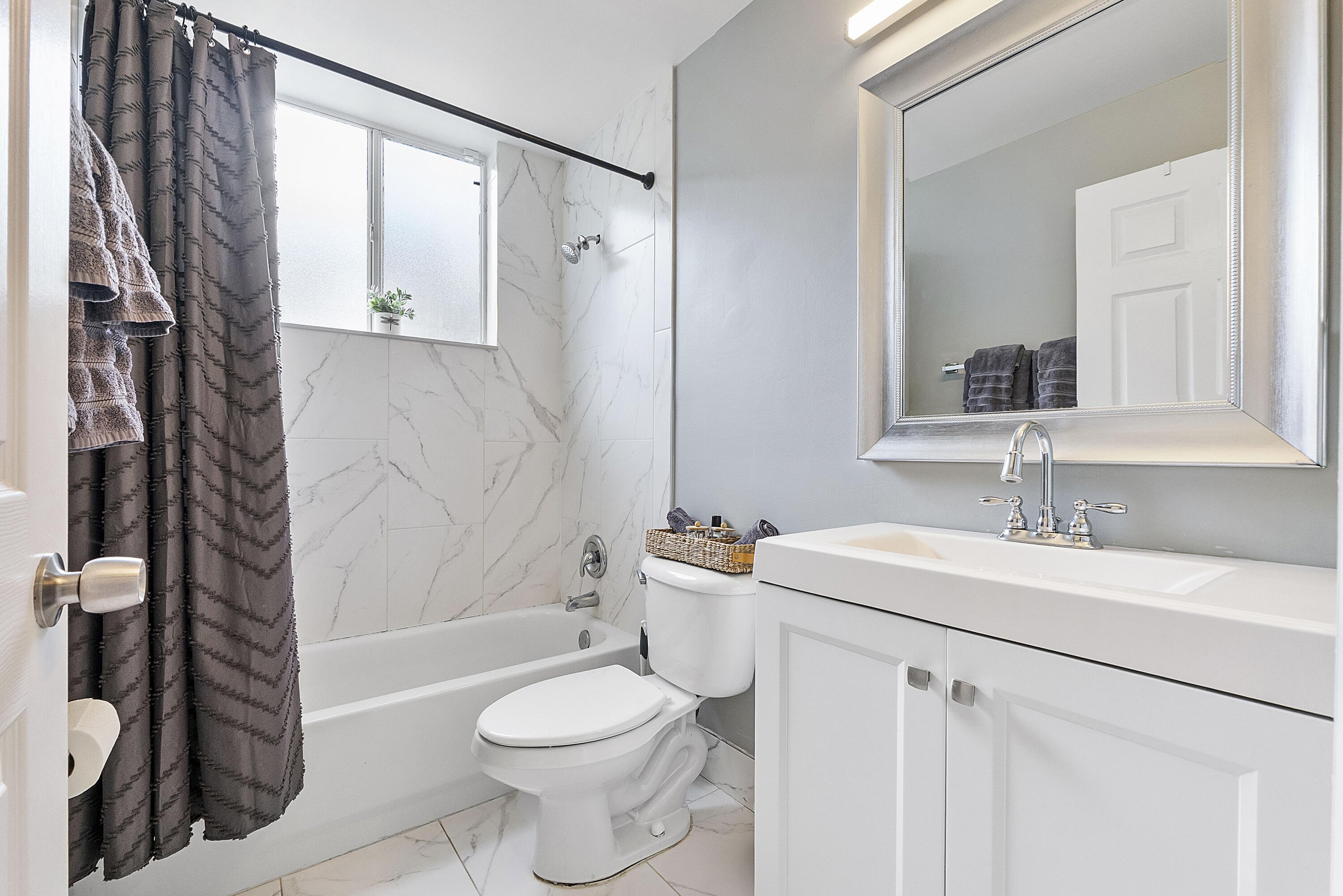 5024 Ibis Court