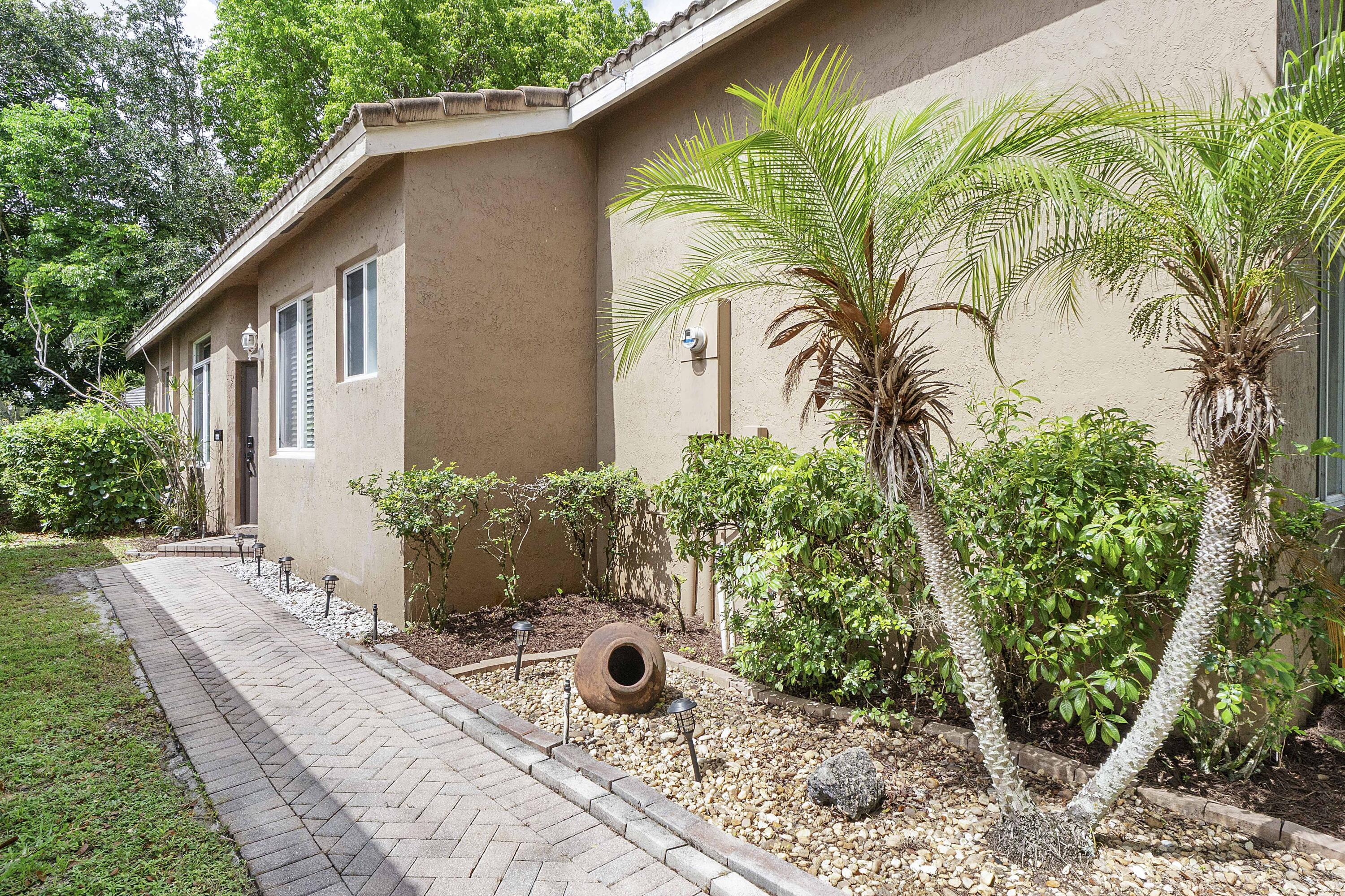 5024 Ibis Court
